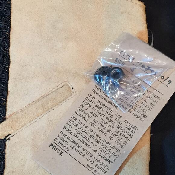 Katch Me NWT Retro BoHo Suede Leather Western Cowboy Ranch Rancher Vest S G - Picture 5 of 6